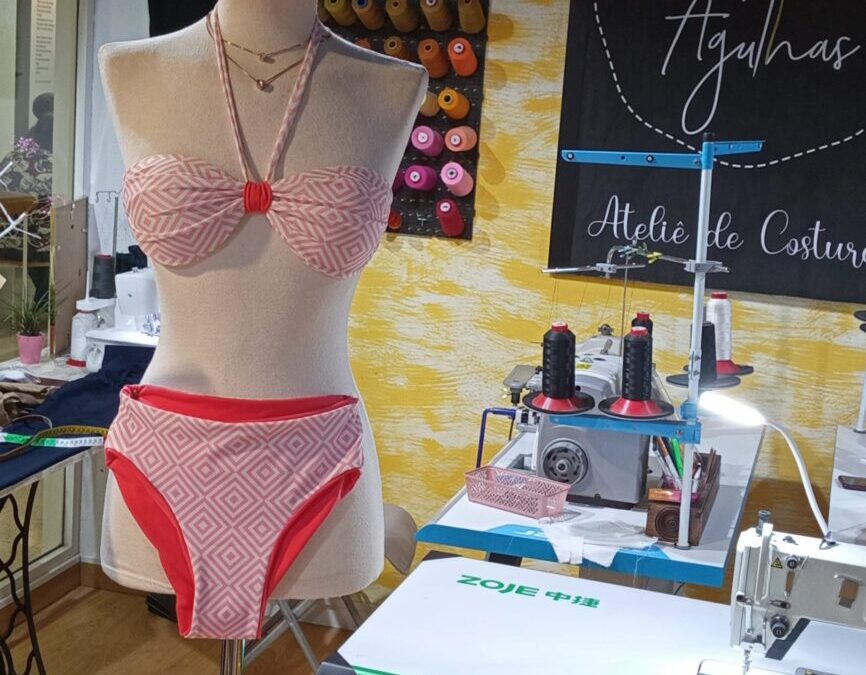 Um Verão Cor-de-Rosa: O Biquíni Artesanal do Mil Agulhas